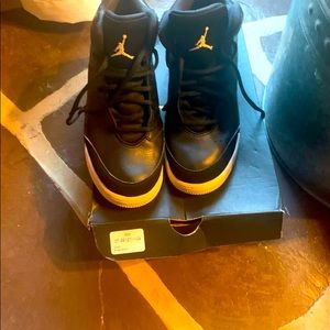 Size 7 youth black Jordan’s